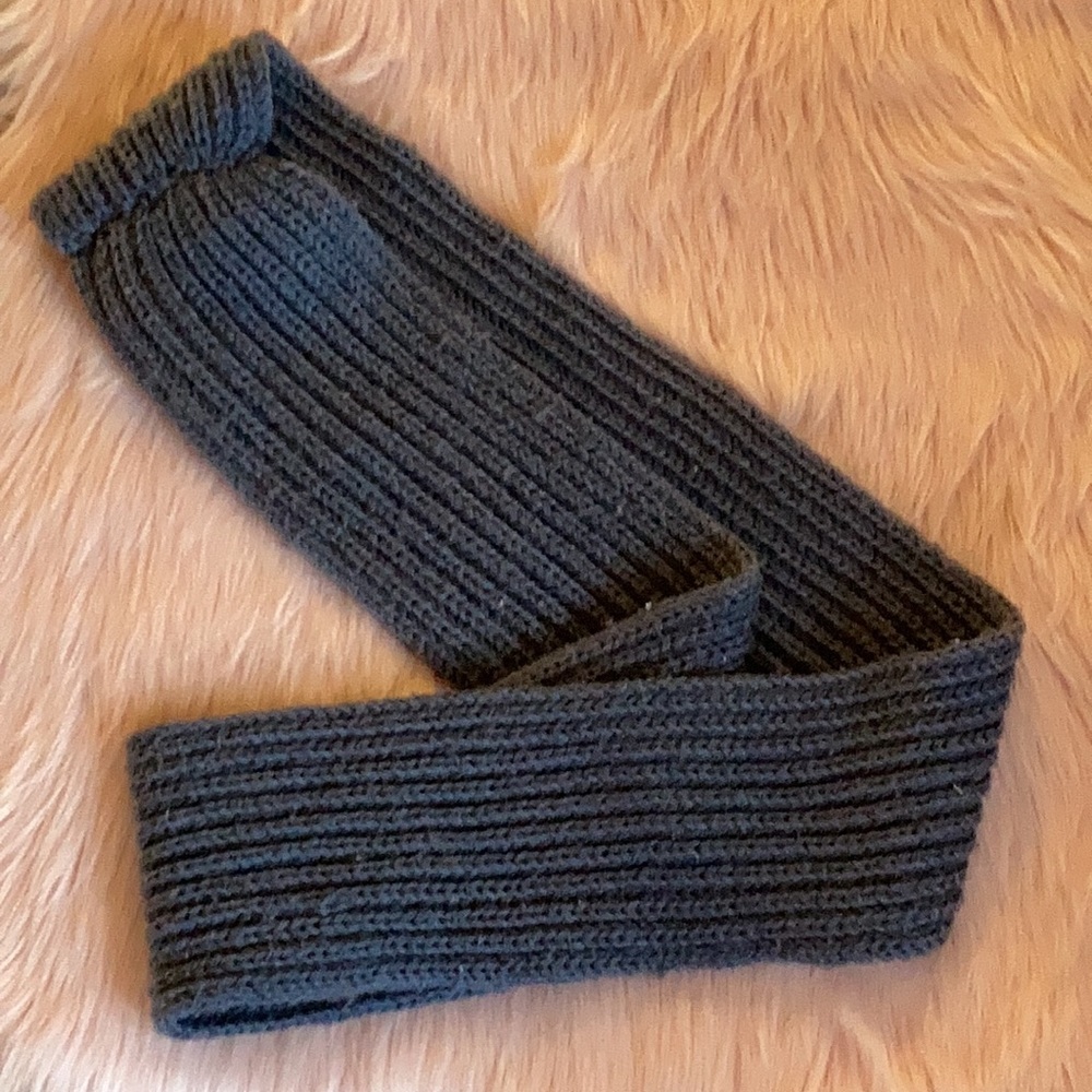 Infiniti Scarf - Picture 2 of 3